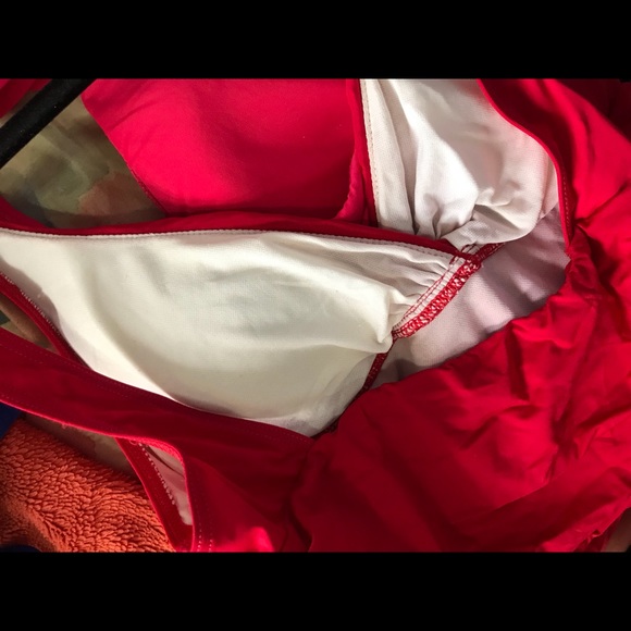 🍒 Cherry Red Twist Front Swimsuit - Picture 7 of 7